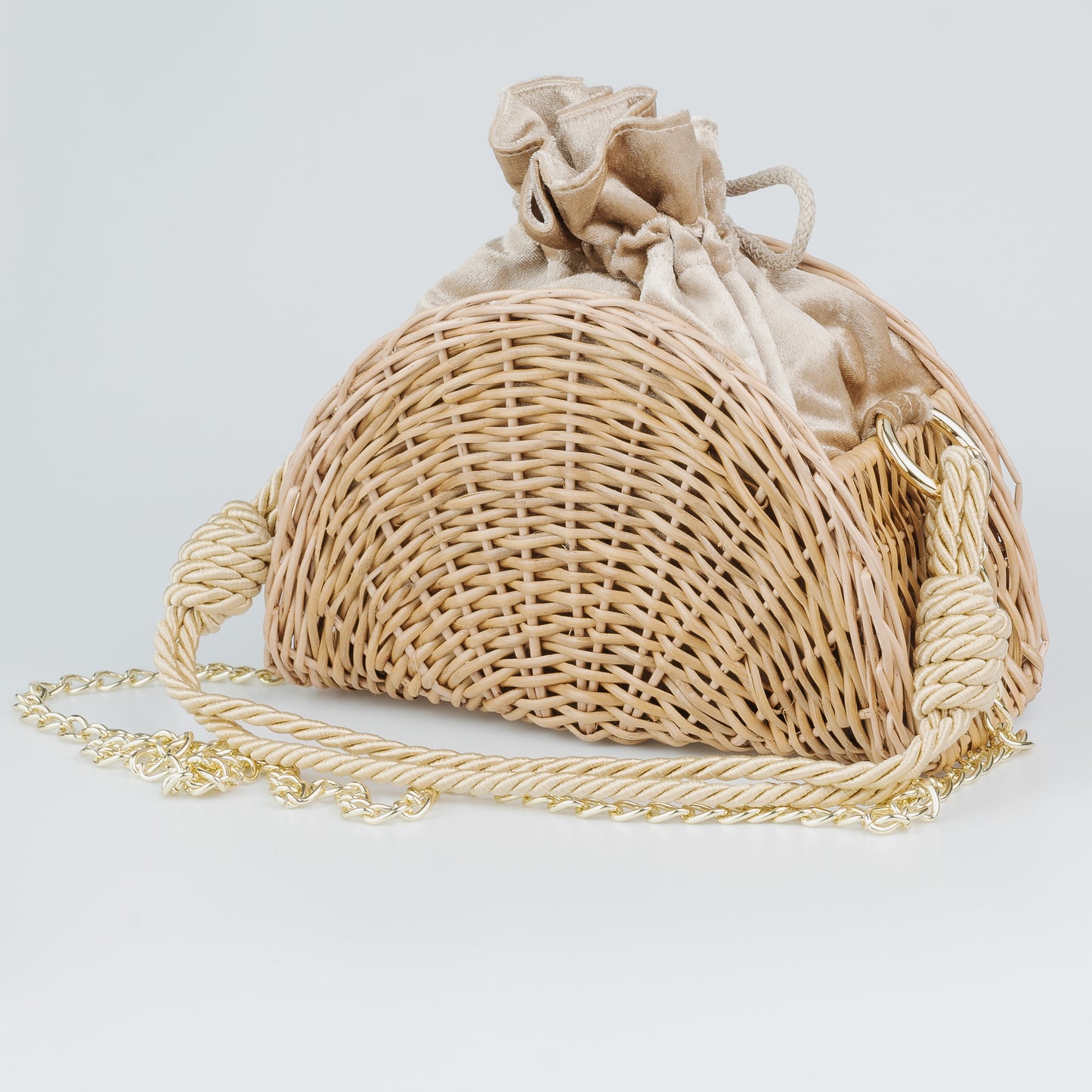 BRAIDED WICKER BAG